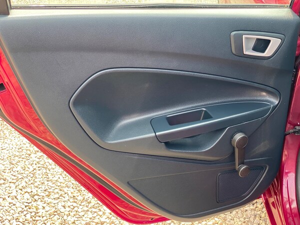 Used Ford Fiesta 2012 for sale - 74848732: Photo 44