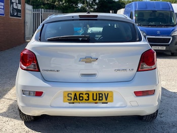 Used Chevrolet Cruze 2013 for sale - 77067052: Photo