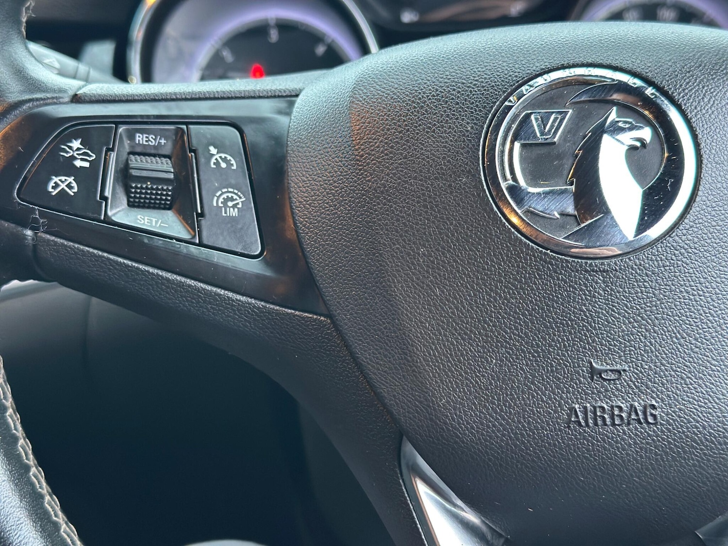 Used Vauxhall Astra 2016 for sale - 77612036: Photo 32