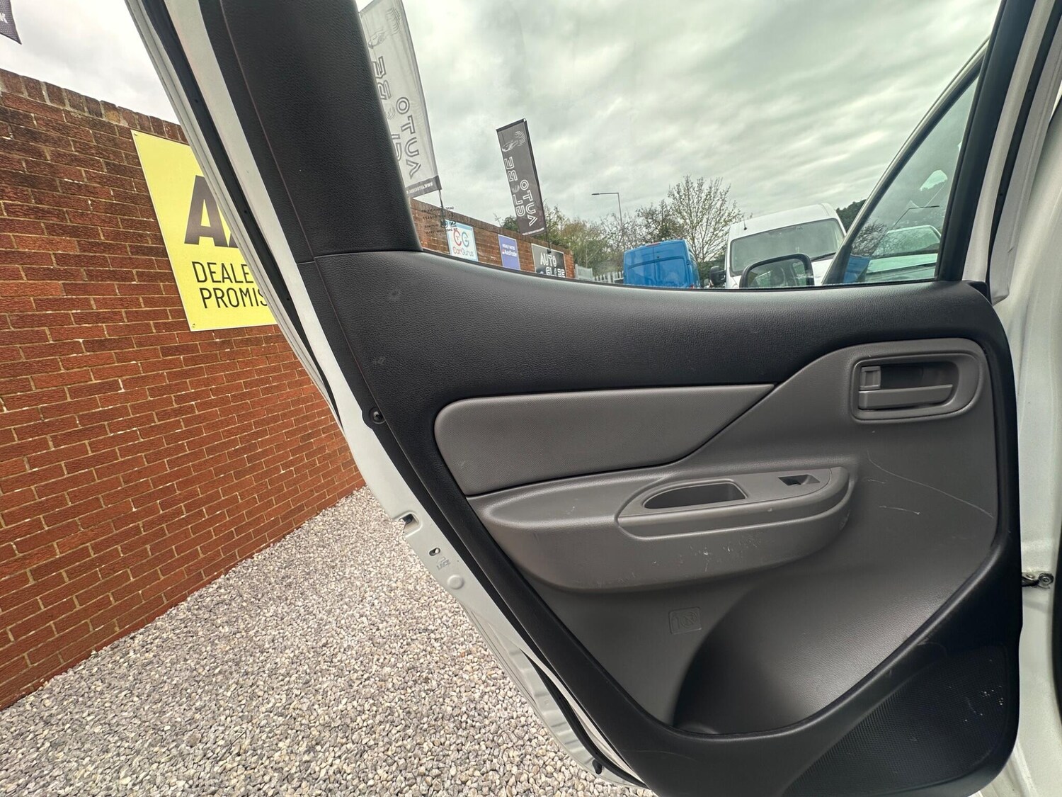 Used Mitsubishi L200 2017 for sale - 78099960: Photo 47