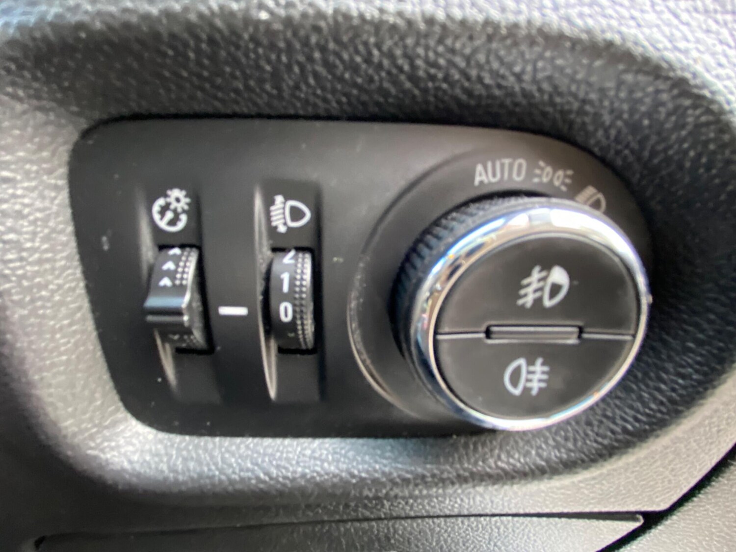 Used Vauxhall Astra 2017 for sale - 77574785: Photo 18