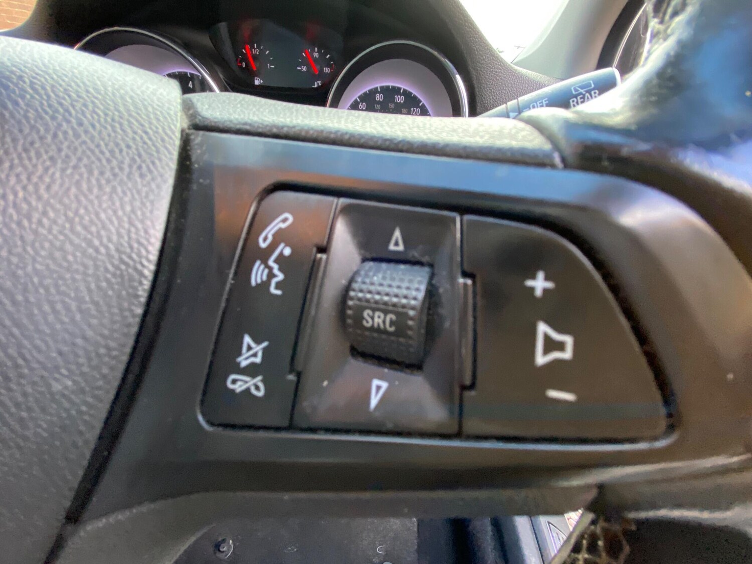 Used Vauxhall Astra 2017 for sale - 77574785: Photo 42