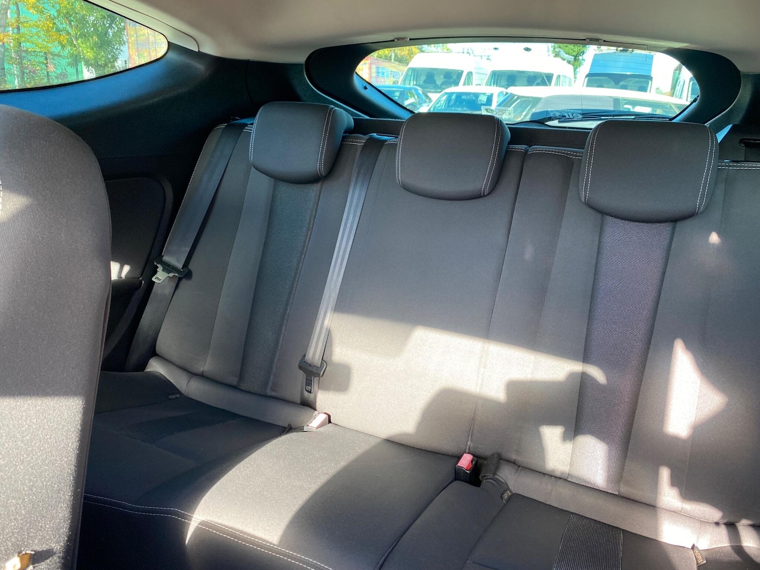 Used Renault Megane 2010 for sale - 76370722: Photo 22