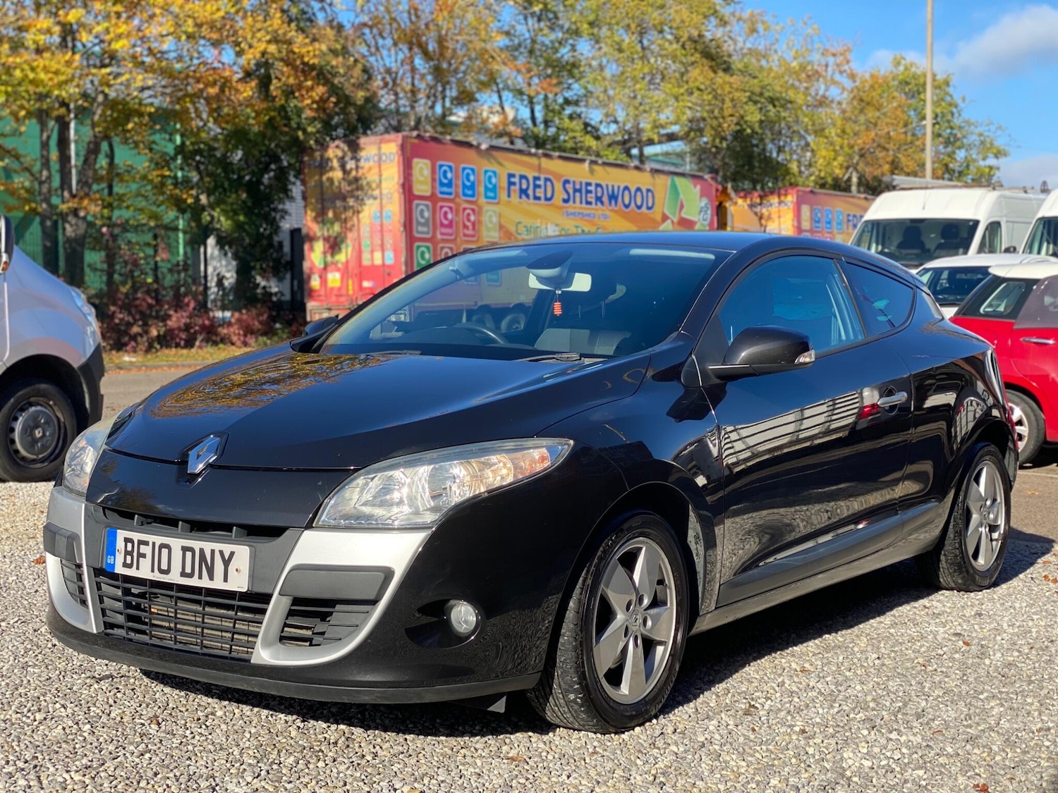 Used Renault Megane 2010 for sale - 76370722: Photo 3