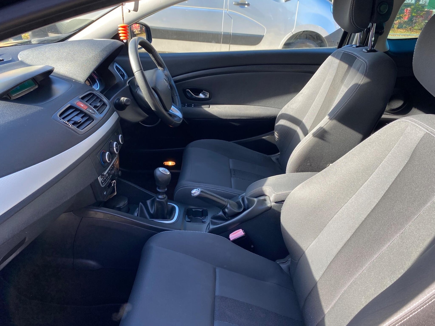Used Renault Megane 2010 for sale - 76370722: Photo 47