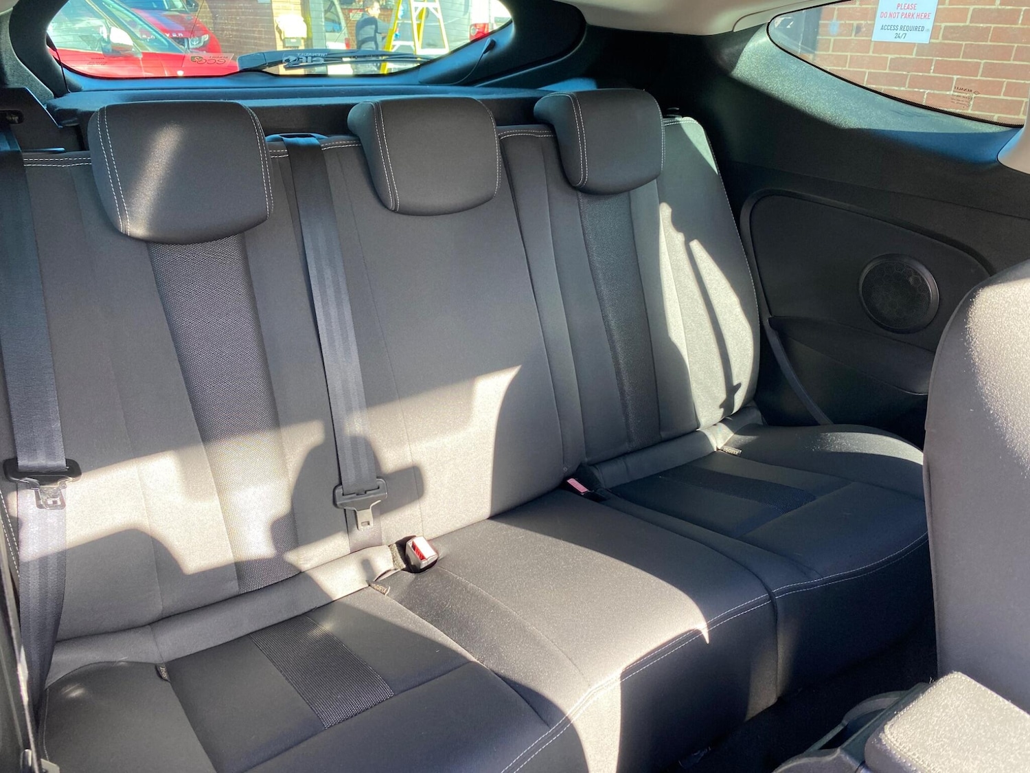 Used Renault Megane 2010 for sale - 76370722: Photo 8