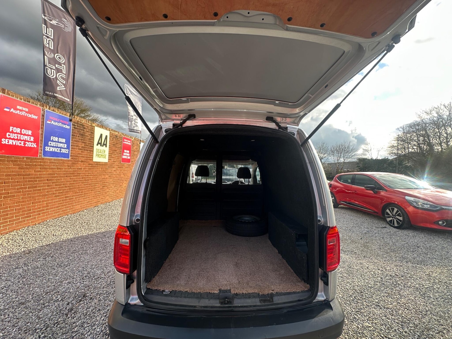 Used Volkswagen Caddy 2017 for sale - 77838568: Photo 7