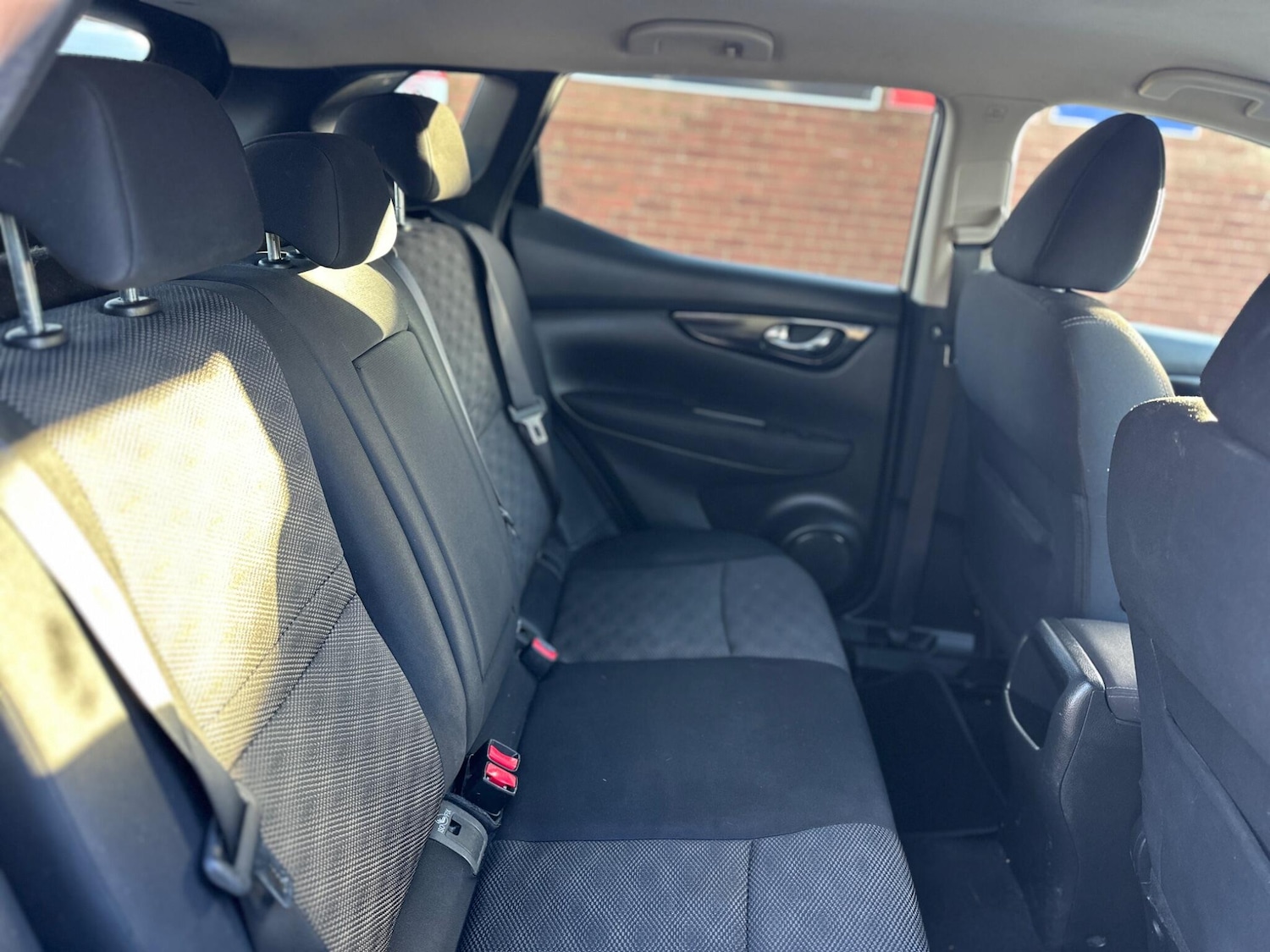 Used Nissan Qashqai 2015 for sale - 77120023: Photo 25