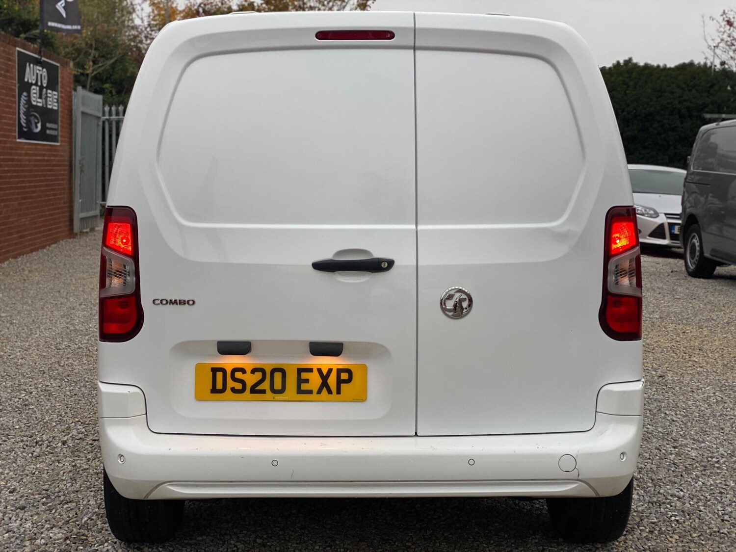 Used Vauxhall Combo 2020 for sale - 76270451: Photo 17