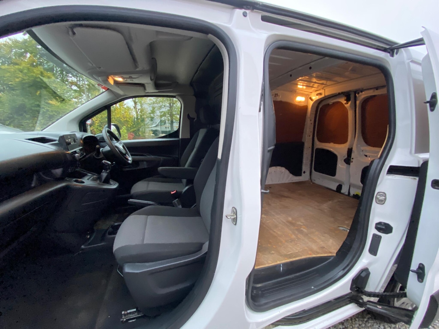 Used Vauxhall Combo 2020 for sale - 76270451: Photo 38