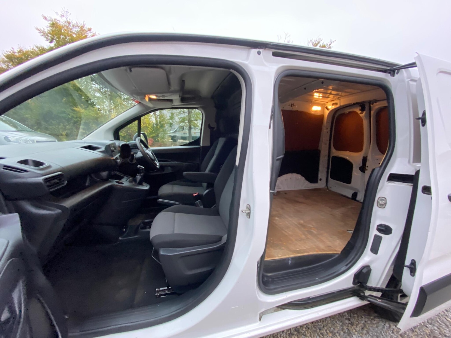 Used Vauxhall Combo 2020 for sale - 76270451: Photo 8