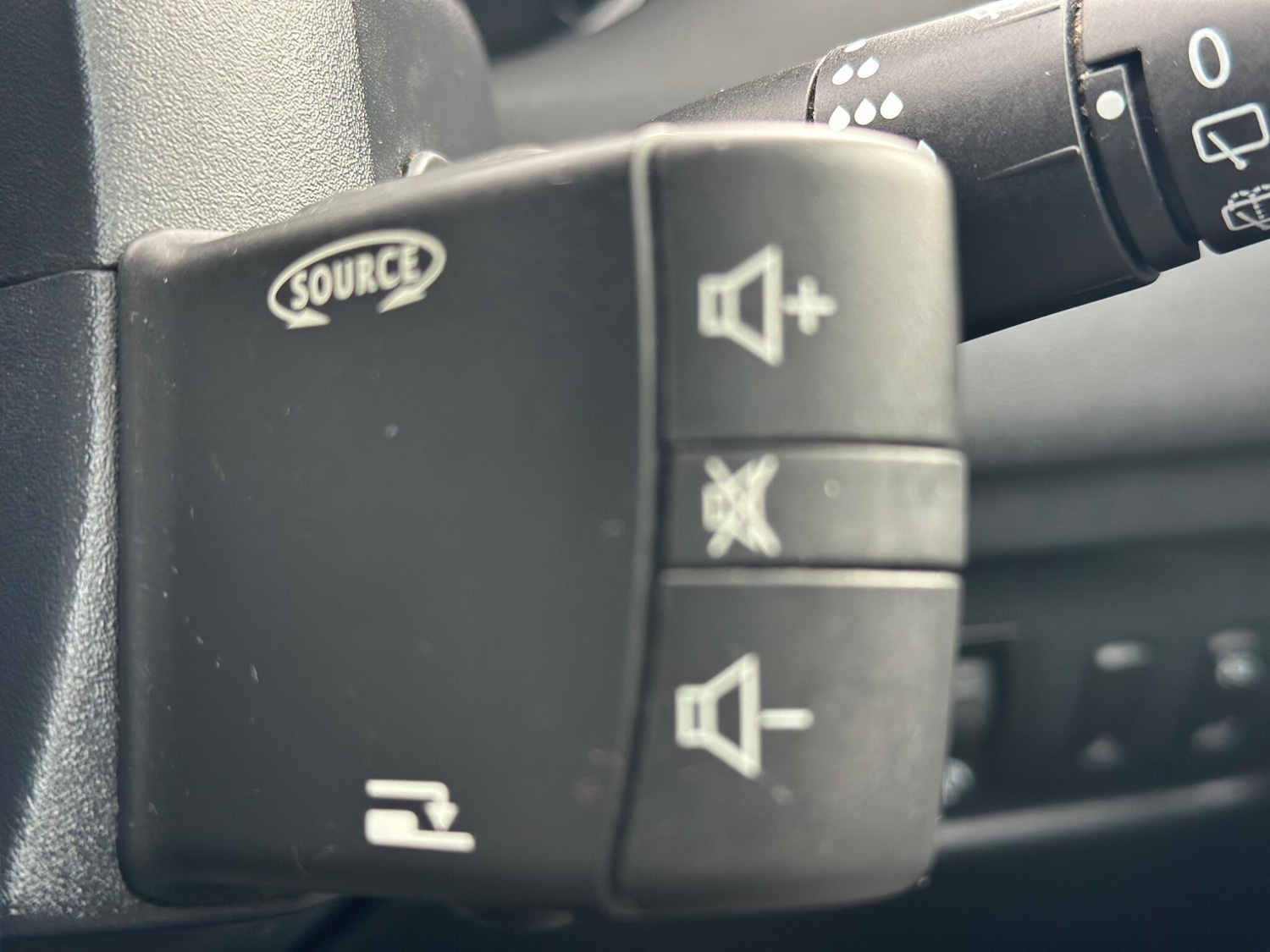 Used Renault Megane 2007 for sale - 78071968: Photo 46