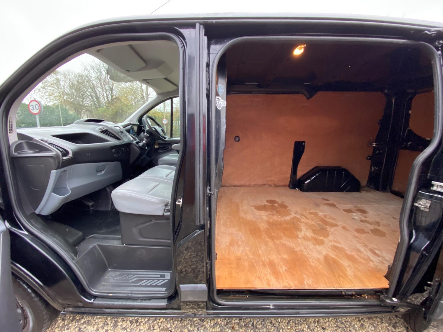 Used Ford Transit Custom 2013 for sale - 76743619: Photo 11