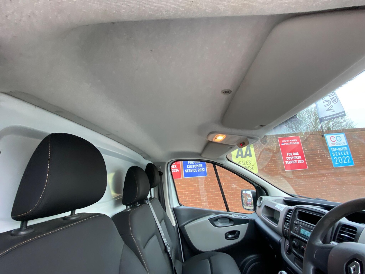 Used Renault Trafic 2019 for sale - 77305397: Photo 42