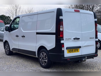 Used Renault Trafic 2019 for sale - 77305397: Photo