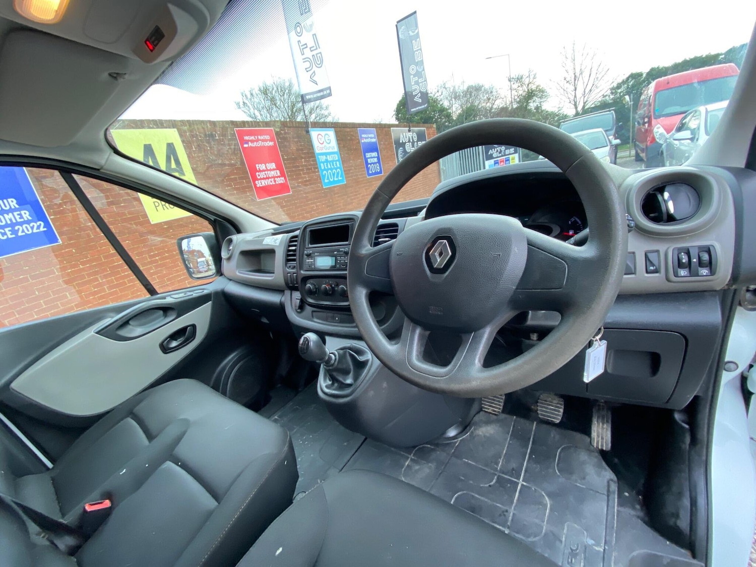 Used Renault Trafic 2019 for sale - 77305397: Photo 8