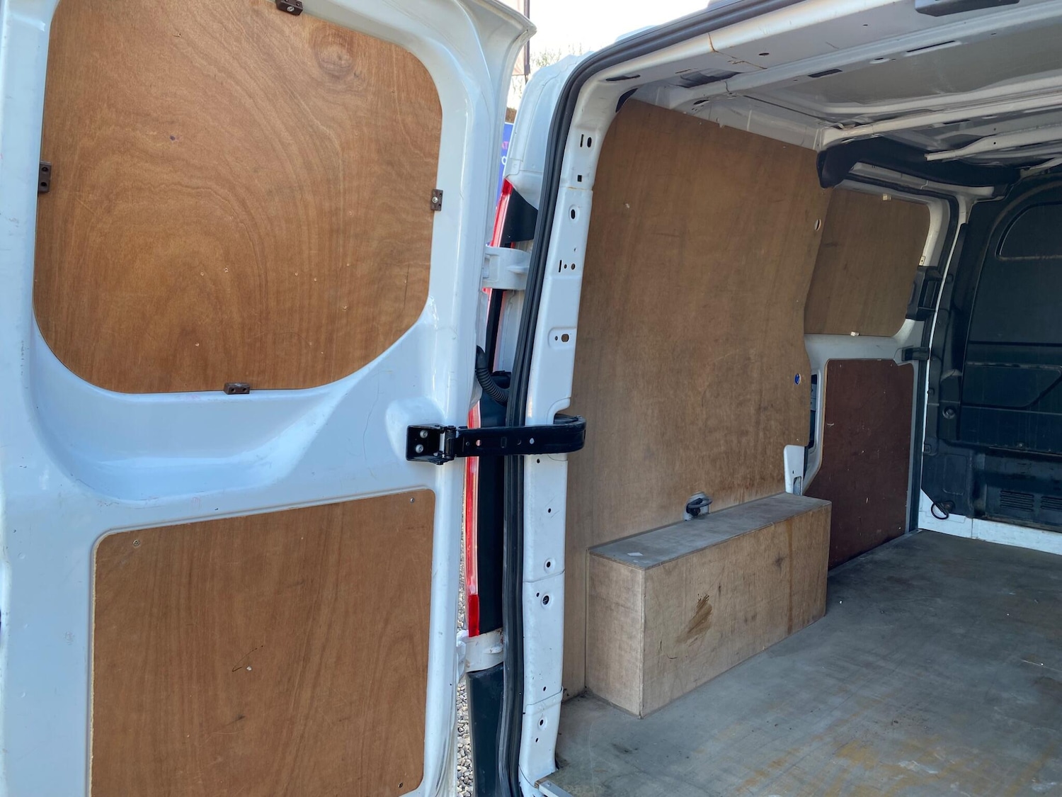 Used Ford Transit Custom 2017 for sale - 76667003: Photo 51