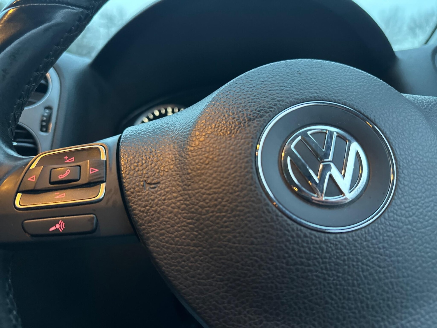 Used Volkswagen Tiguan 2012 for sale - 77992924: Photo 51