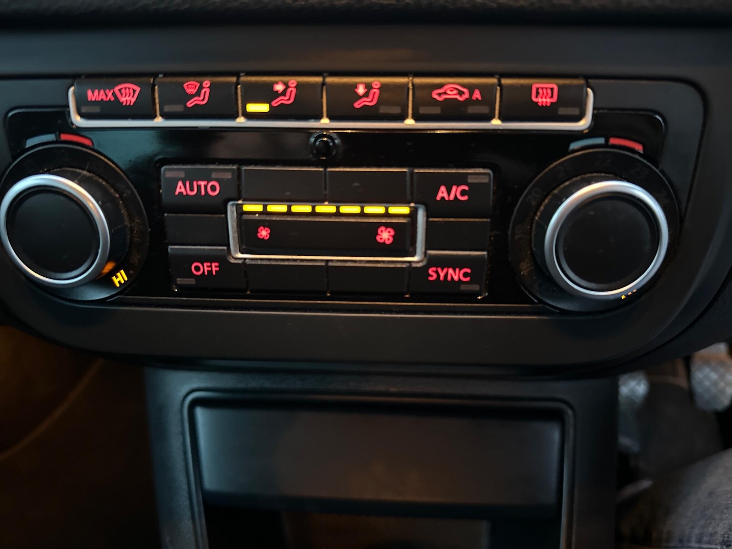 Used Volkswagen Tiguan 2012 for sale - 77992924: Photo 54