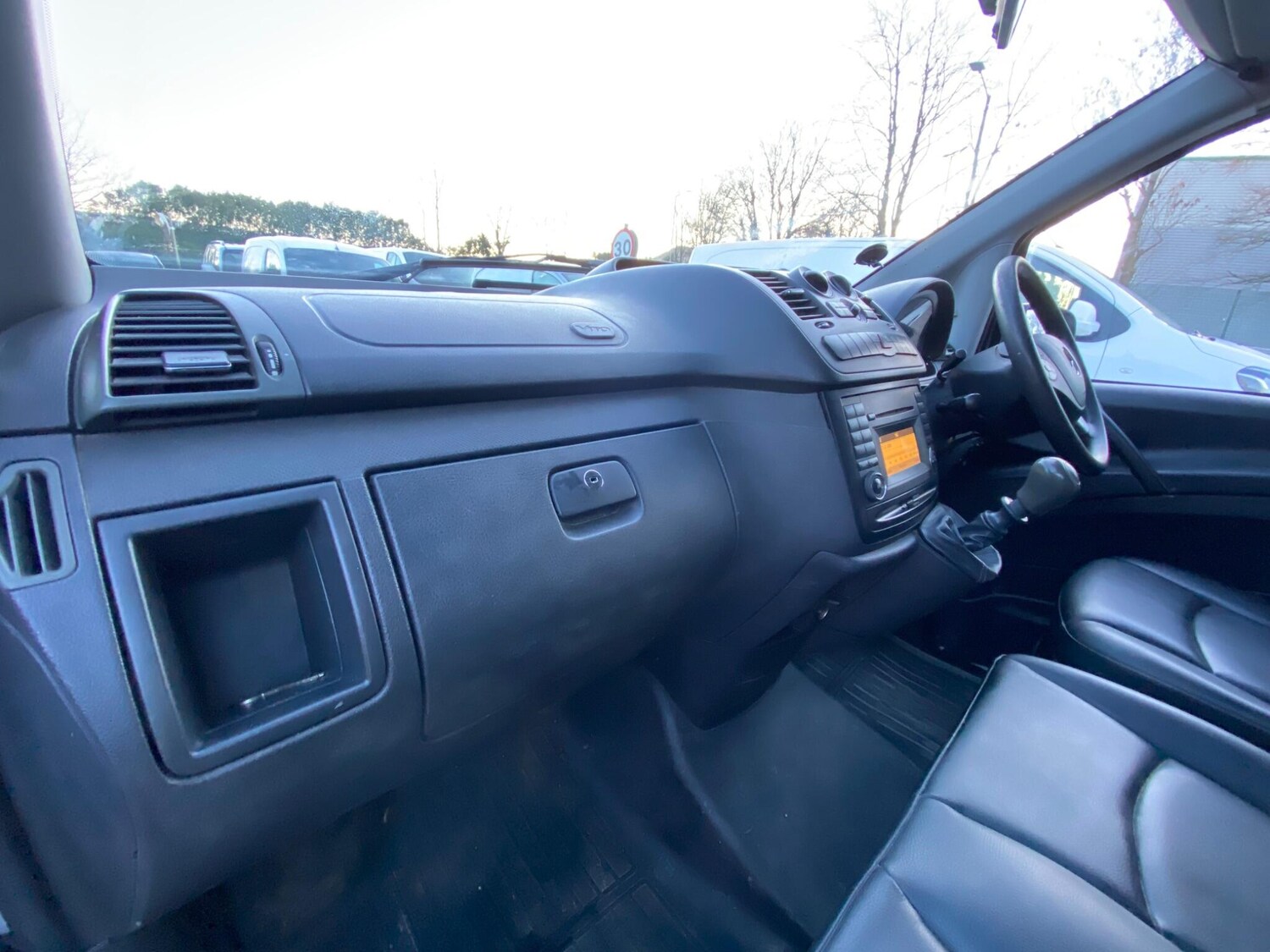 Used Mercedes-Benz Vito 2015 for sale - 77808196: Photo 16