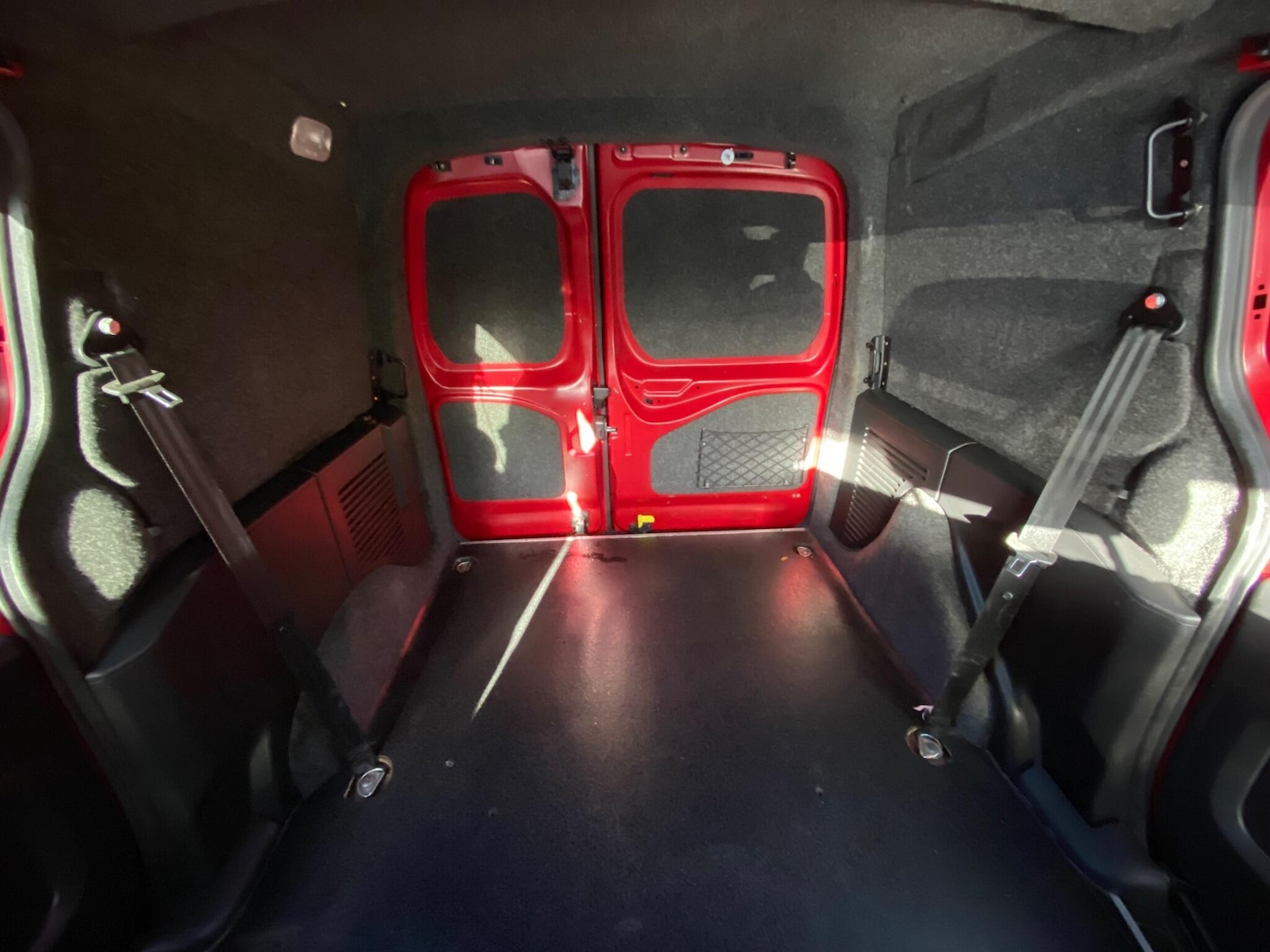 Used Citroen Berlingo 2014 for sale - 76899424: Photo 12