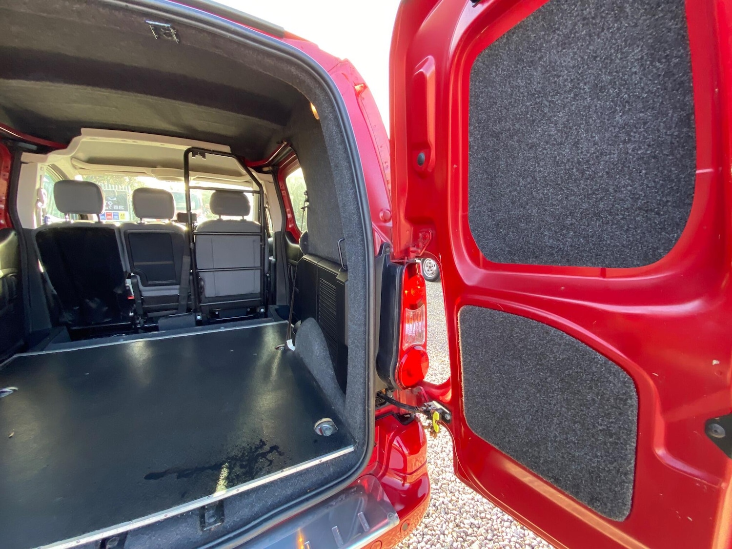 Used Citroen Berlingo 2014 for sale - 76899424: Photo 22