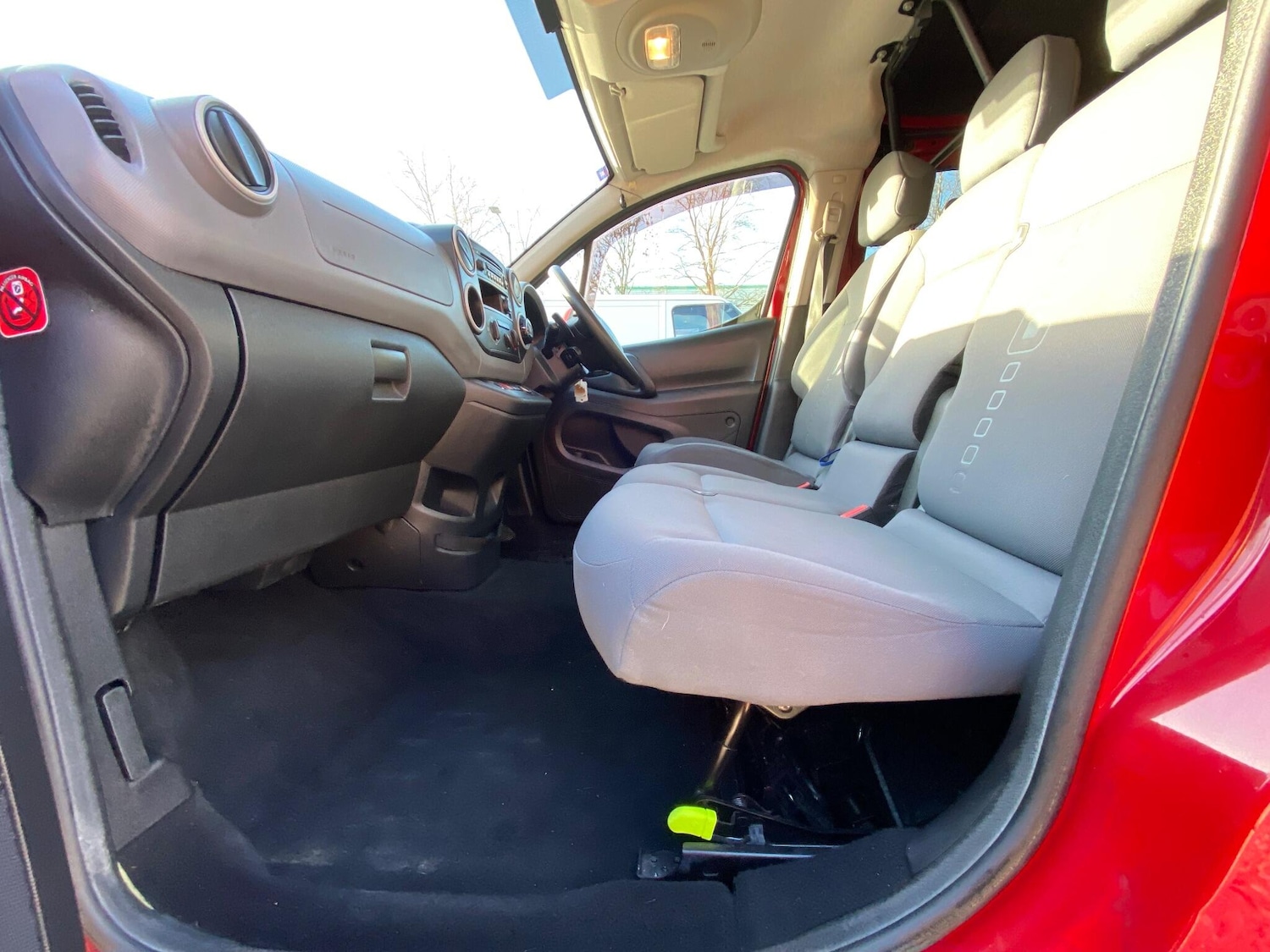 Used Citroen Berlingo 2014 for sale - 76899424: Photo 56