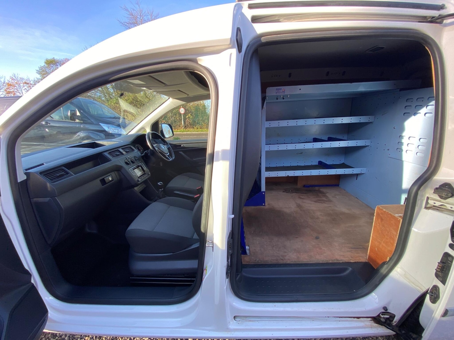 Used Volkswagen Caddy 2017 for sale - 76995280: Photo 12