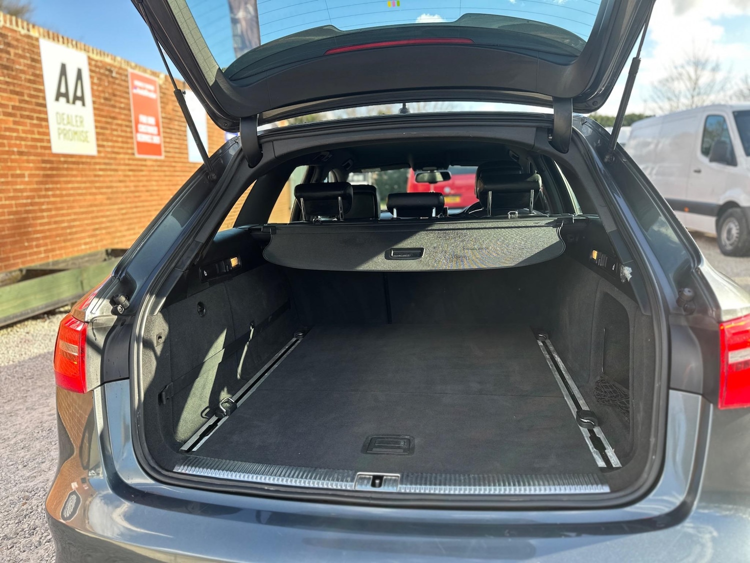 Used Audi A6 2014 for sale - 76997107: Photo 13