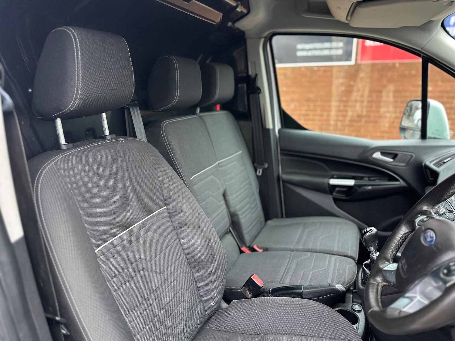 Used Ford Transit Connect 2018 for sale - 77969946: Photo 36