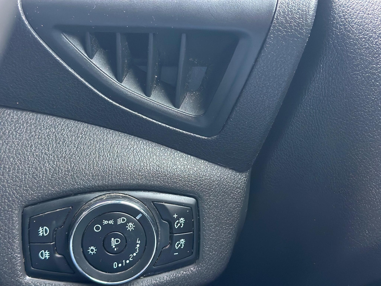 Used Ford Transit Connect 2018 for sale - 77969946: Photo 47