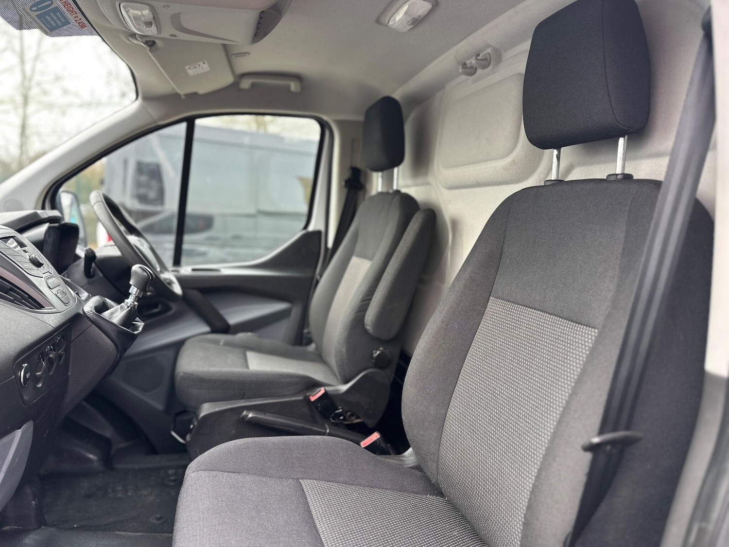 Used Ford Transit Custom 2017 for sale - 77586589: Photo 42