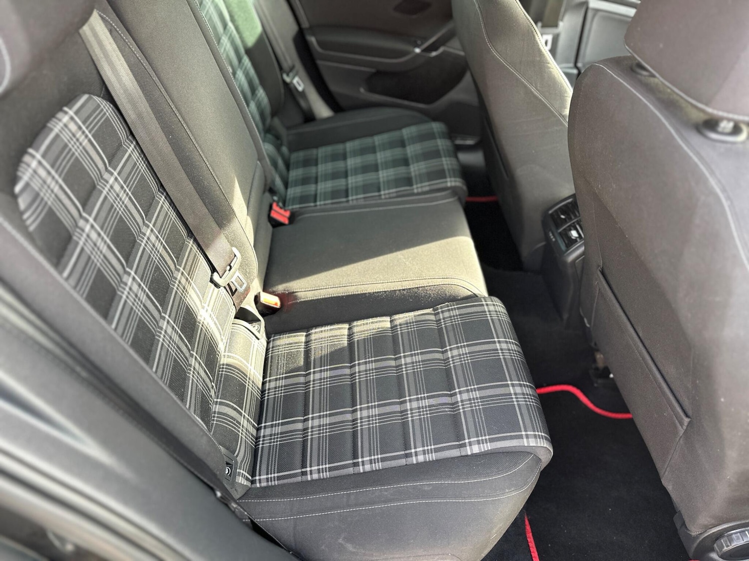 Used Volkswagen Golf 2015 for sale - 77575272: Photo 26