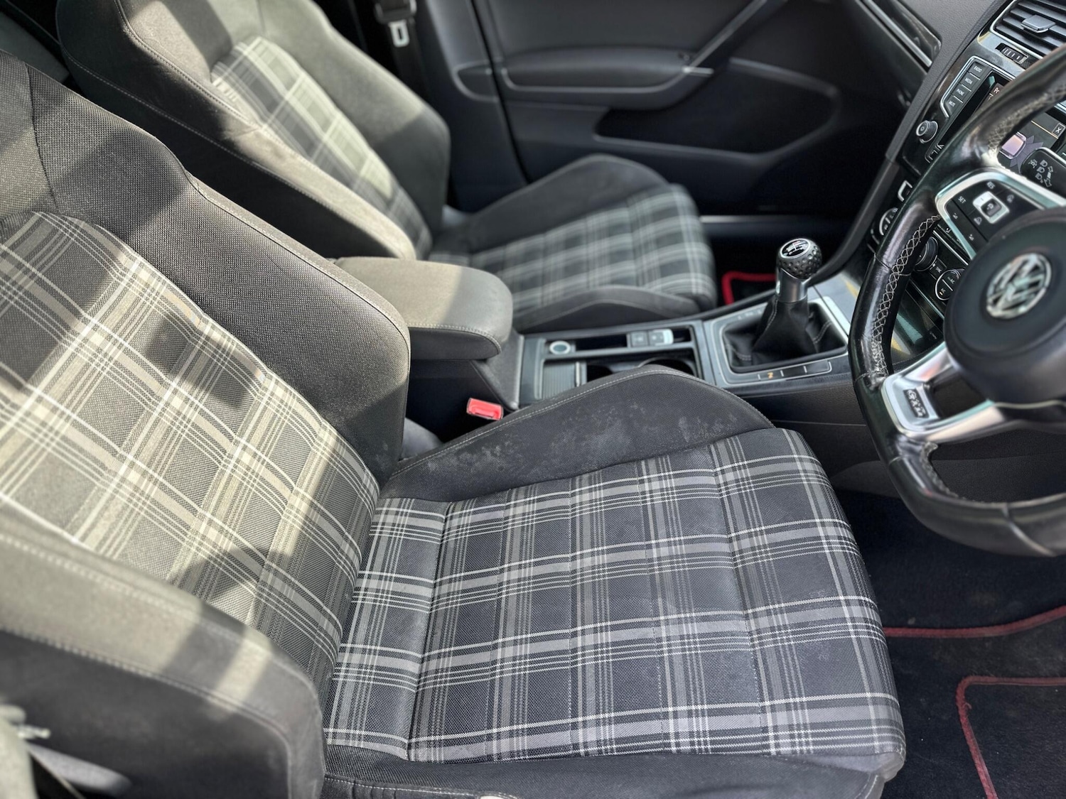 Used Volkswagen Golf 2015 for sale - 77575272: Photo 31