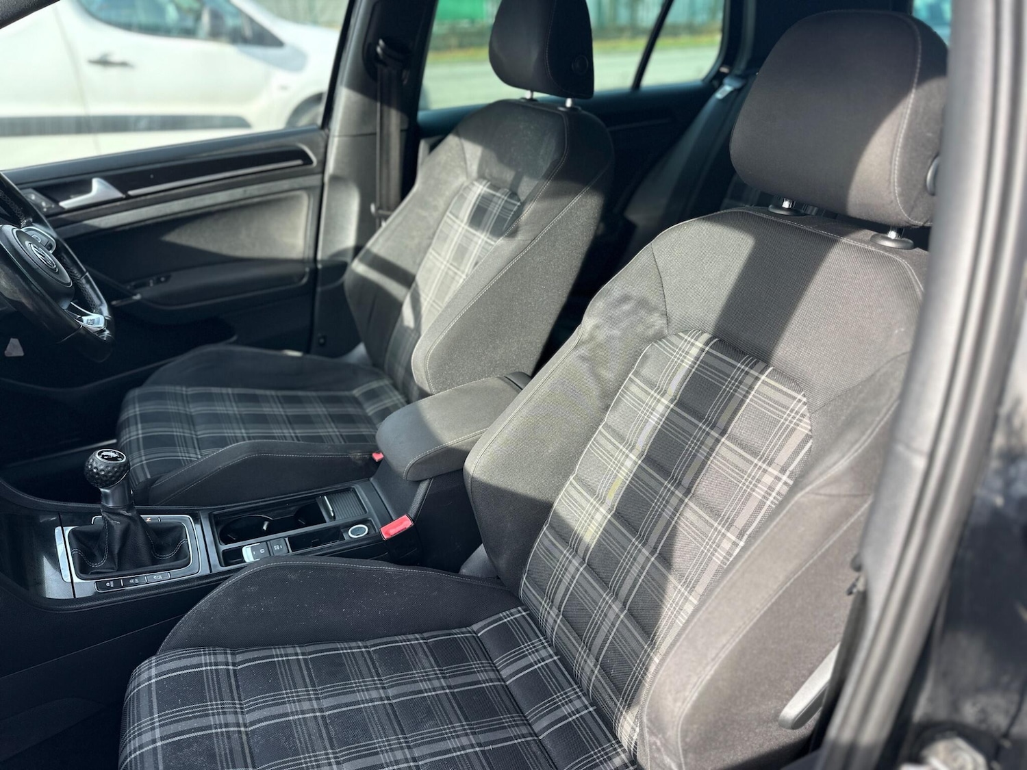 Used Volkswagen Golf 2015 for sale - 77575272: Photo 37