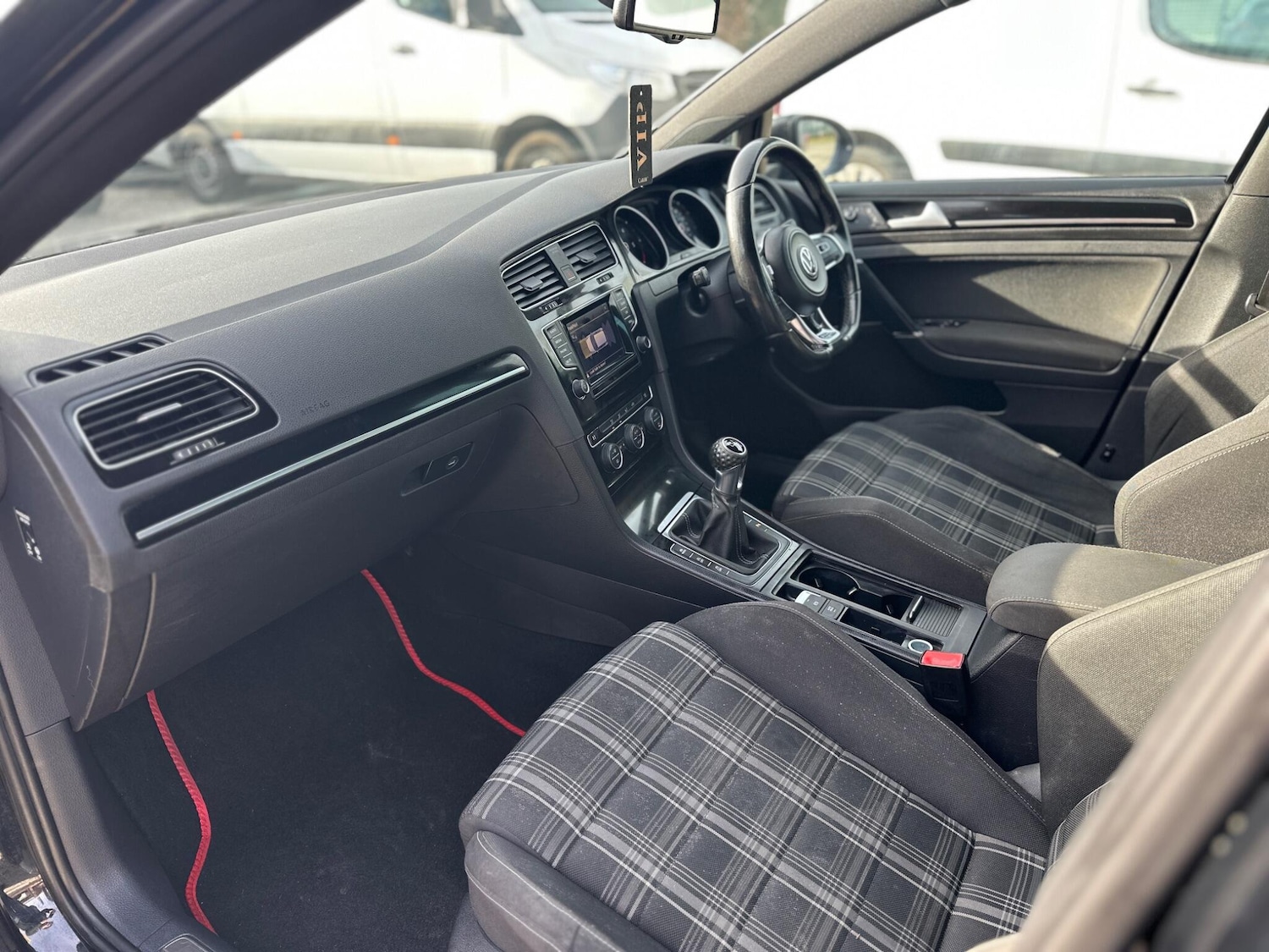 Used Volkswagen Golf 2015 for sale - 77575272: Photo 8