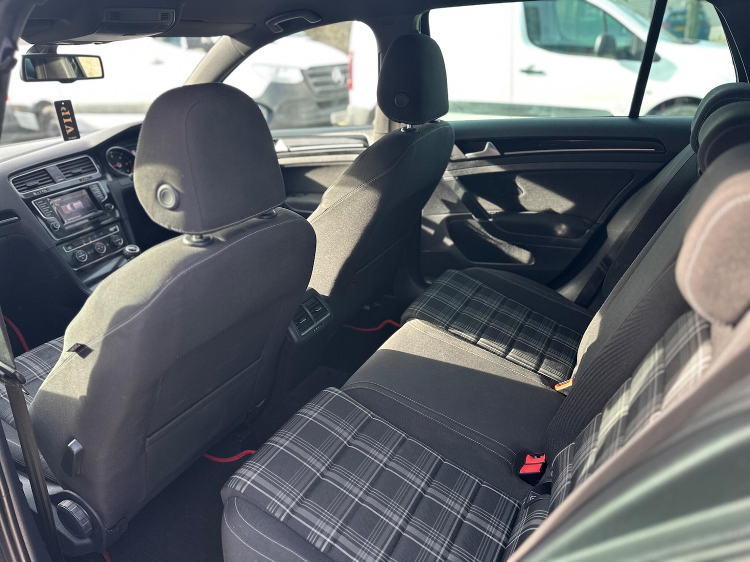 Used Volkswagen Golf 2015 for sale - 77575272: Photo 9