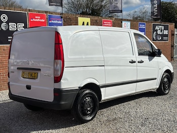 Used Mercedes-Benz Vito 2010 for sale - 77823689: Photo