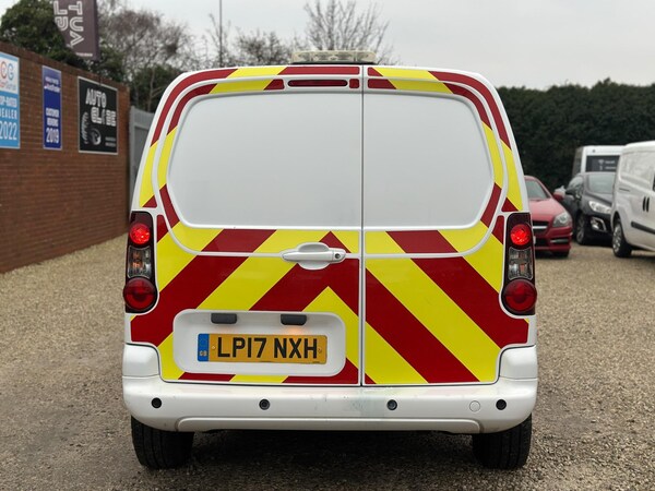 Used Peugeot Partner 2017 for sale - 73395643: Photo 17