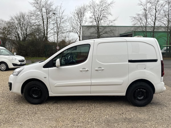 Used Peugeot Partner 2017 for sale - 73395643: Photo 19