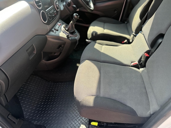 Used Peugeot Partner 2017 for sale - 73395643: Photo 43