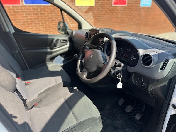 Used Peugeot Partner 2017 for sale - 73395643: Photo 7