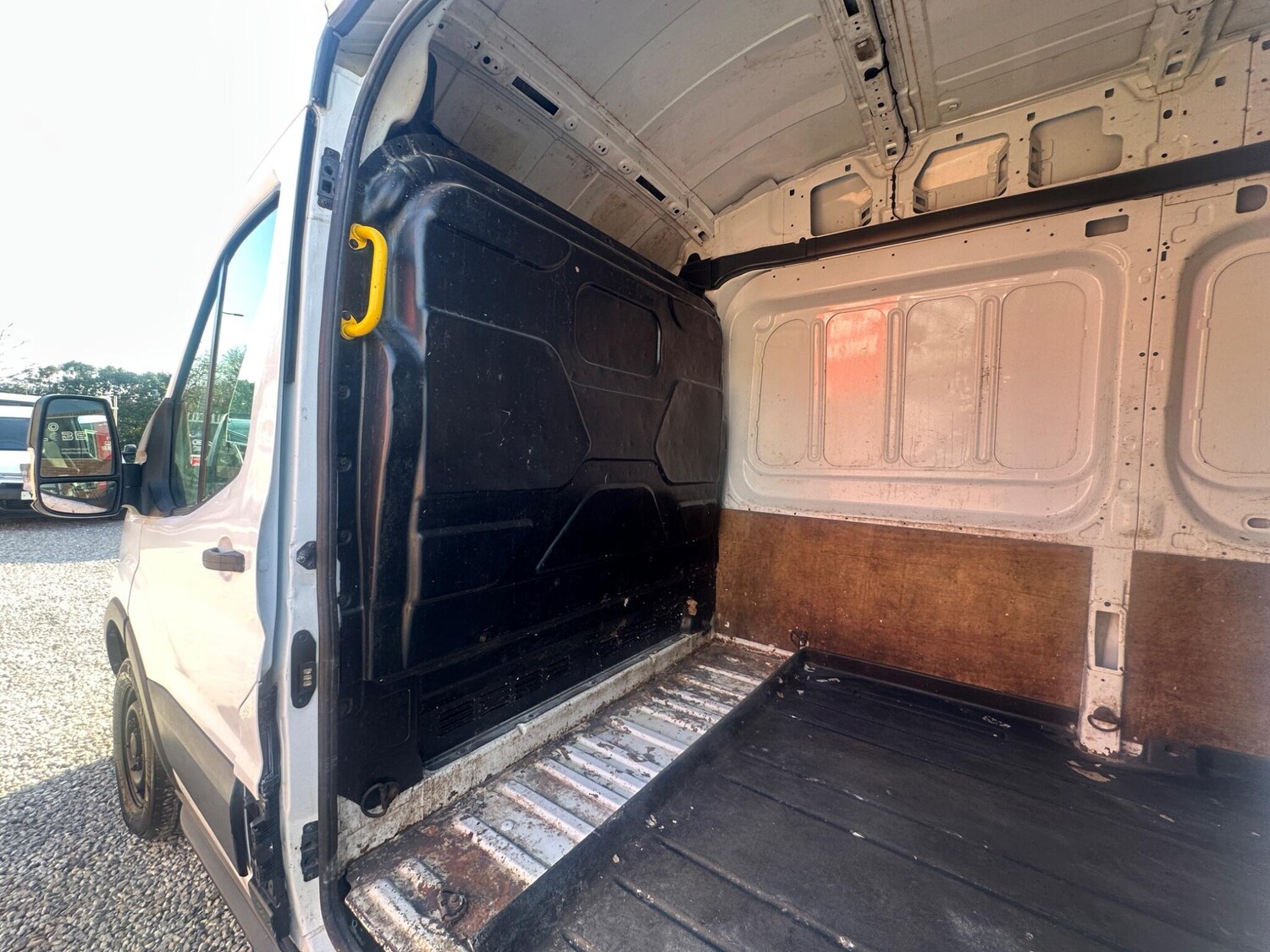 Used Ford Transit 2017 for sale - 78019871: Photo 41