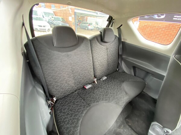 Used Peugeot 107 2009 for sale - 75770082: Photo 36