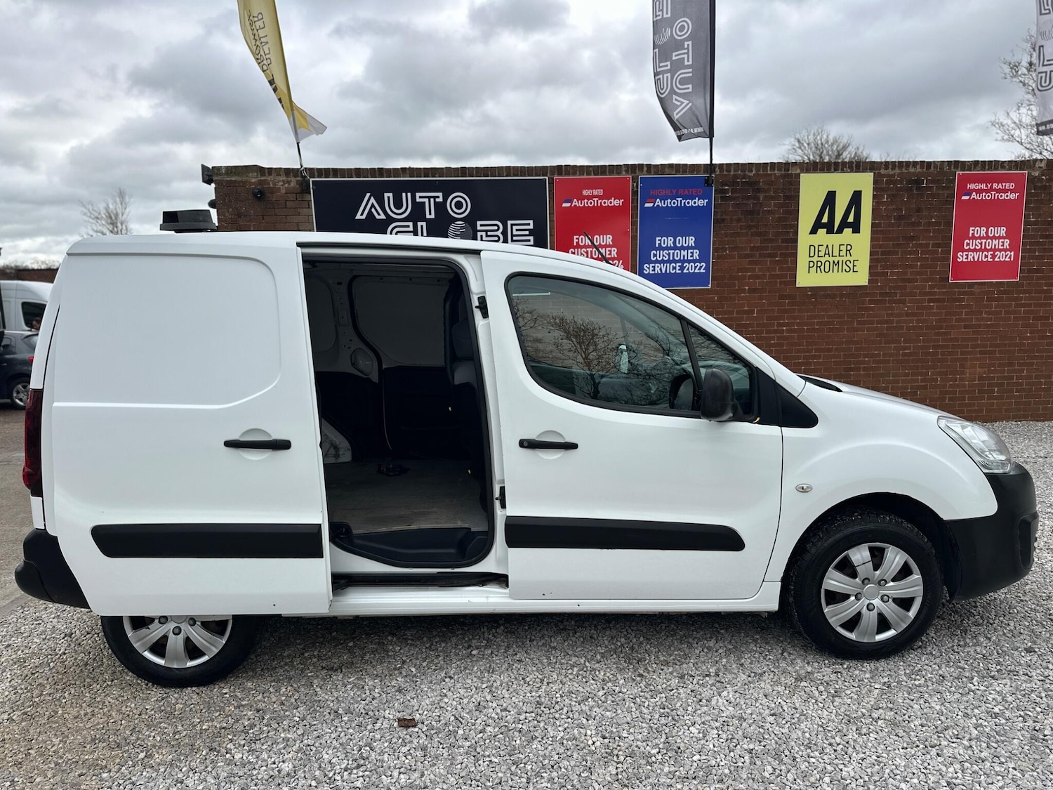 Used Peugeot Partner 2015 for sale - 77683658: Photo 11