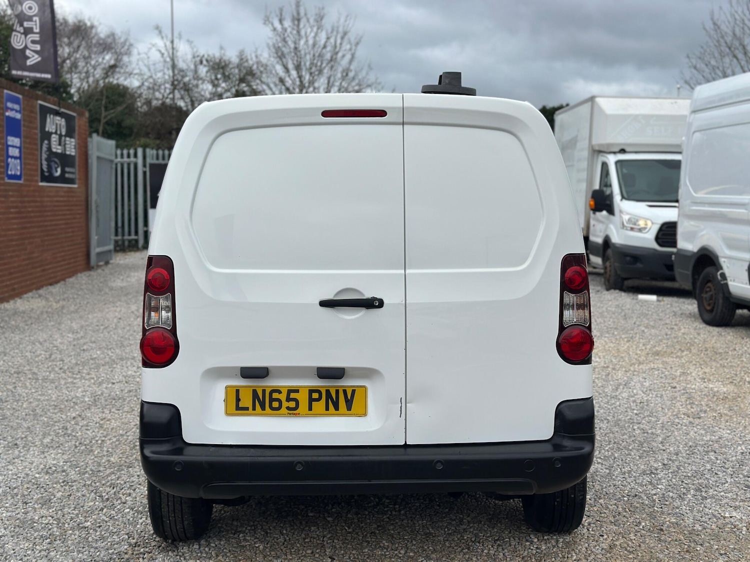 Used Peugeot Partner 2015 for sale - 77683658: Photo 17