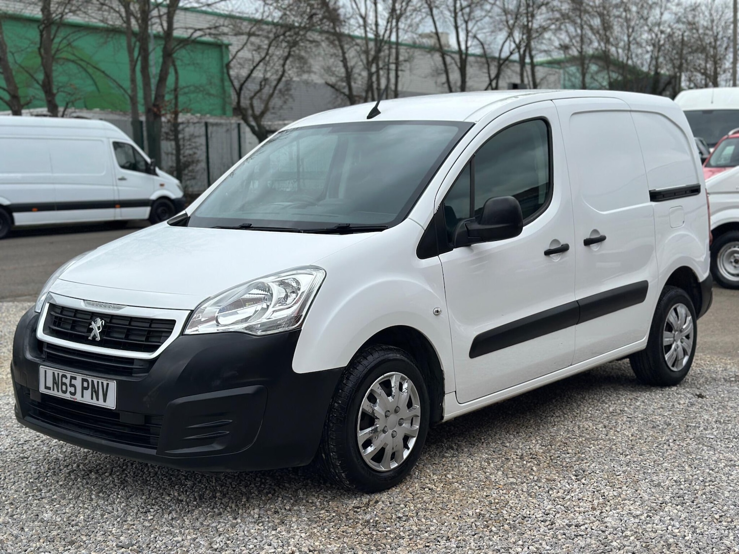 Used Peugeot Partner 2015 for sale - 77683658: Photo 3