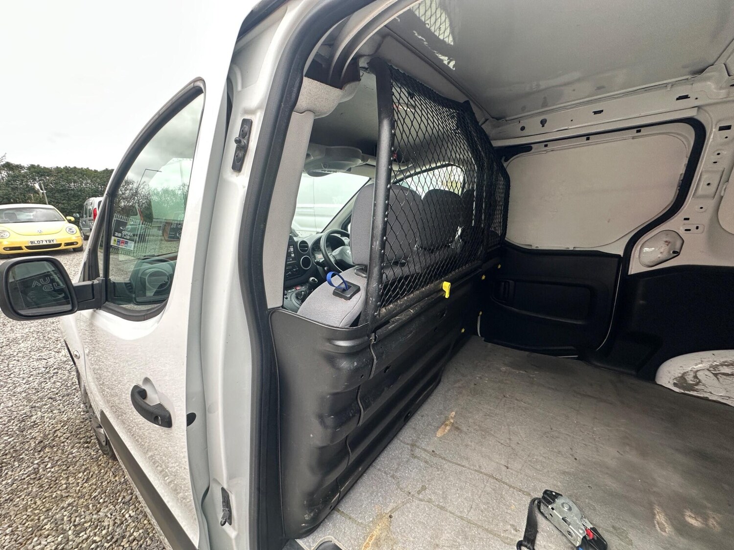 Used Peugeot Partner 2015 for sale - 77683658: Photo 43