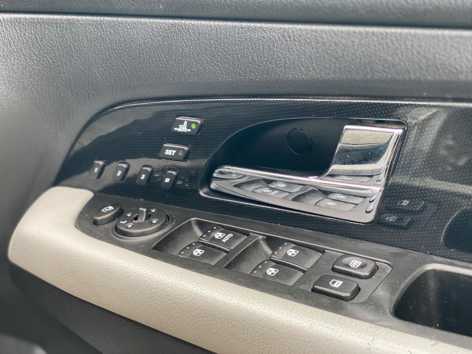 Used Ssangyong Rexton 2017 for sale - 76397842: Photo 66