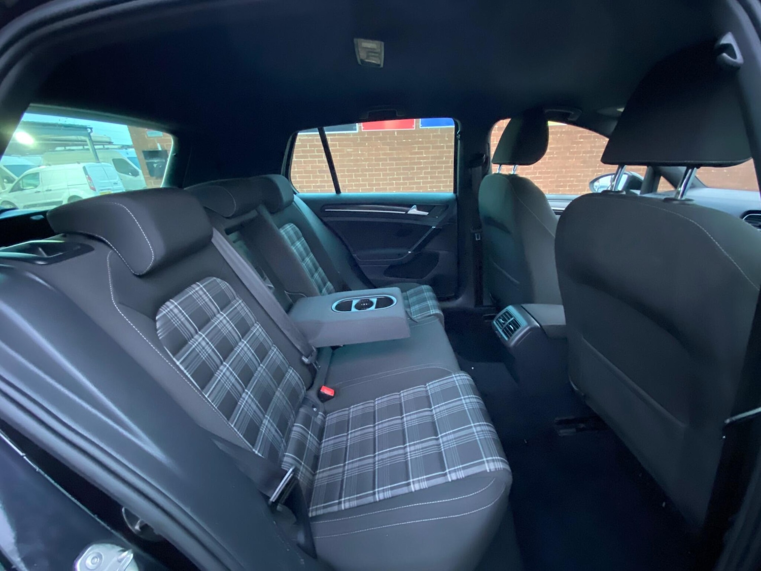 Used Volkswagen Golf 2016 for sale - 76561190: Photo 22